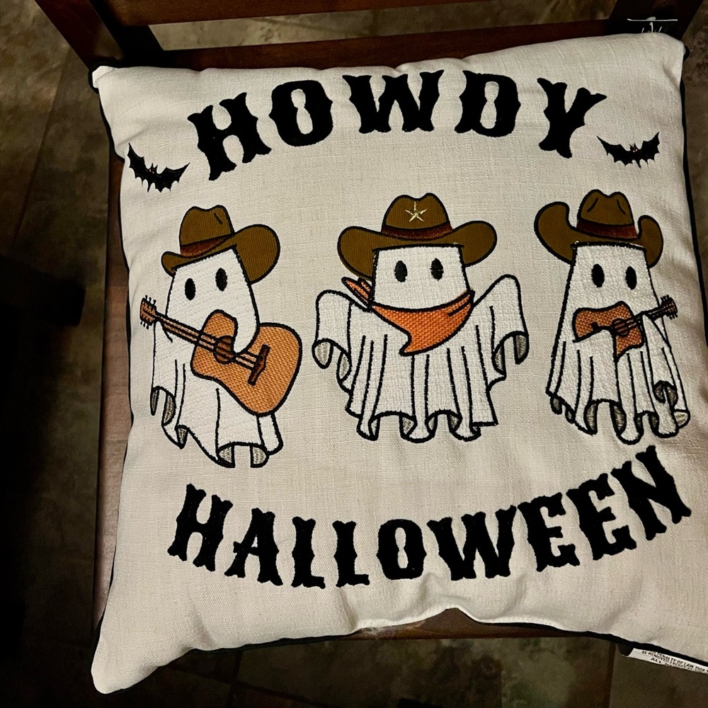 Howdy Halloween Ghost Pillow